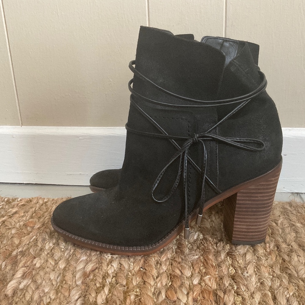 Franco Sarto Ankle Heel Boots 8